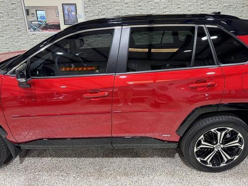 2024 Toyota RAV4 Prime XSE