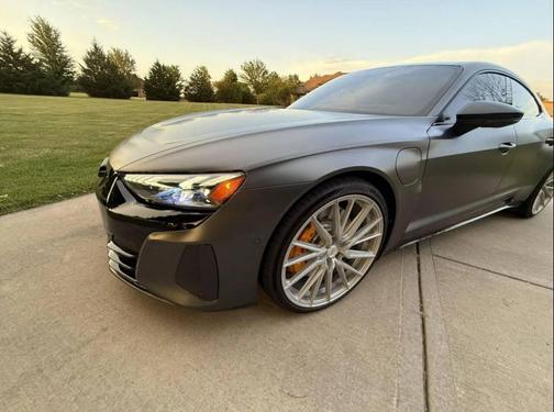 2022 Audi RS e-tron GT quattro