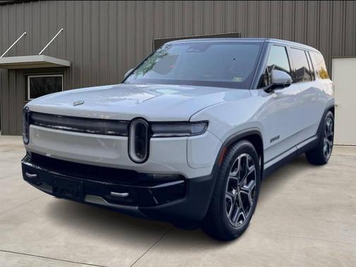 2025 Rivian R1S Adventure AWD Dual Motor 4dr SUV