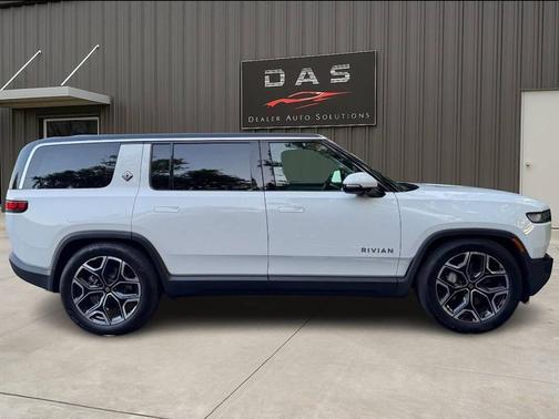 2025 Rivian R1S Adventure AWD Dual Motor 4dr SUV