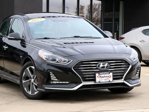 2018 Hyundai SONATA Hybrid Limited