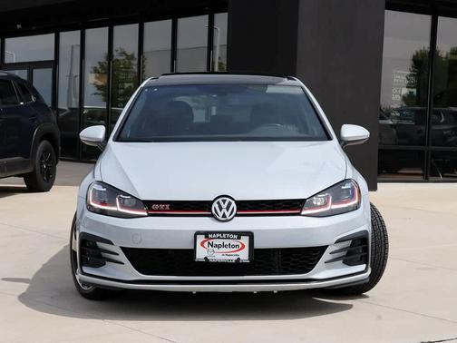 White Silver Metallic 2020 Volkswagen Golf GTI 2.0T SE
