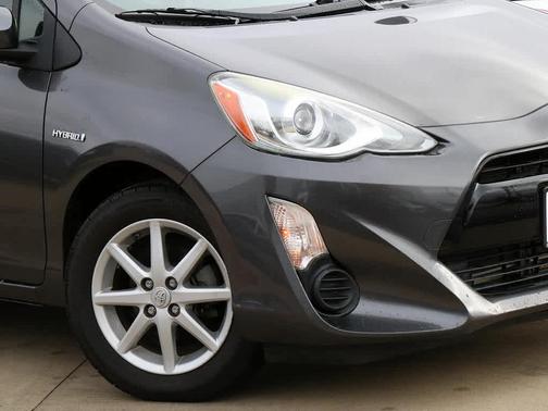 2015 Toyota Prius c Three