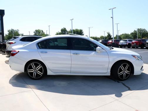 2017 Honda Accord Touring