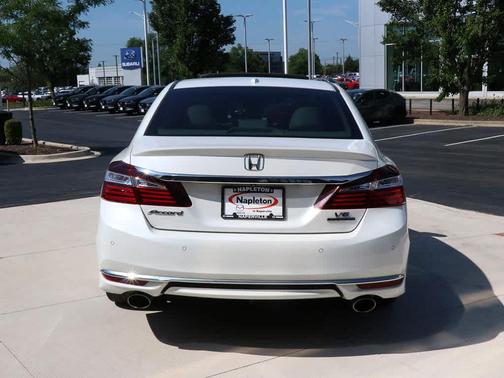 2017 Honda Accord Touring