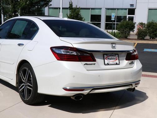 2017 Honda Accord Touring
