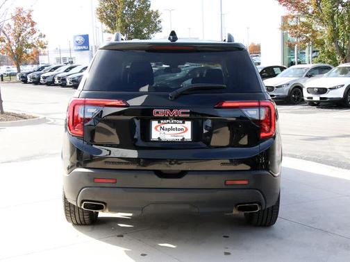 2021 GMC Acadia SLT