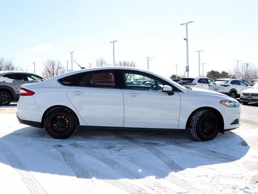 2014 Ford Fusion S