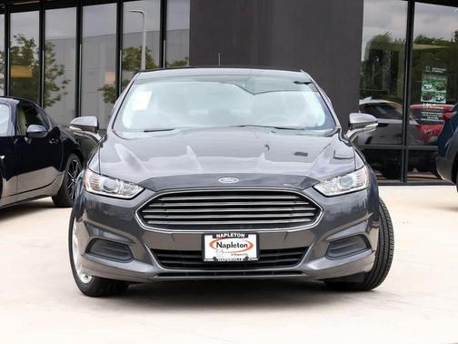 Magnetic 2016 Ford Fusion SE