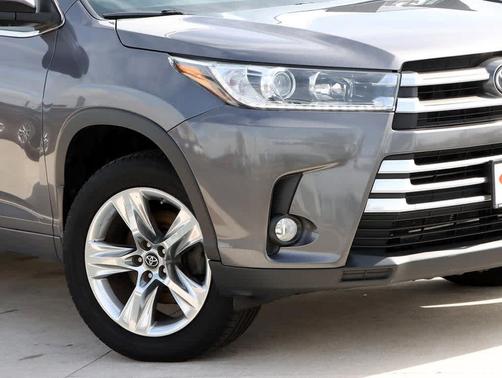 Predawn Gray Mica 2018 Toyota Highlander Limited