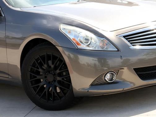 Smoky Quartz 2011 INFINITI G37 Journey