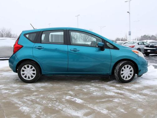 2016 Nissan Versa Note SV