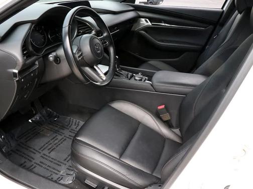 2019 Mazda Mazda3 FWD w/Preferred Package