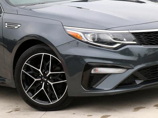 2020 Kia Optima SE