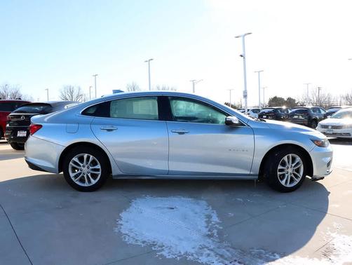 2017 Chevrolet Malibu 1LT