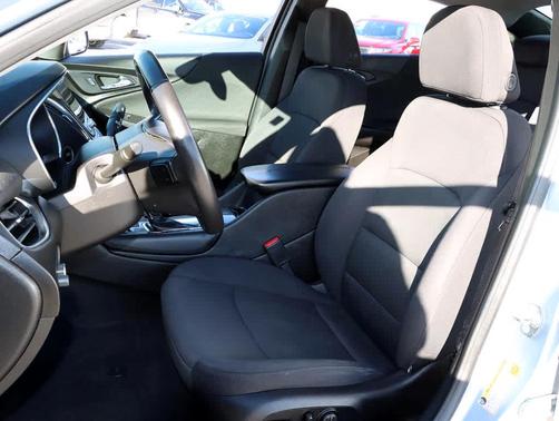 2017 Chevrolet Malibu 1LT