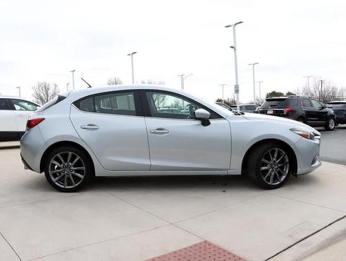 Sonic Silver Metallic 2018 Mazda Mazda3 Touring