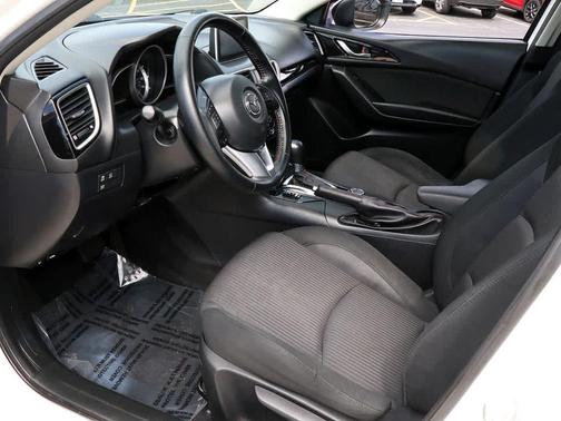2016 Mazda Mazda3 i Touring