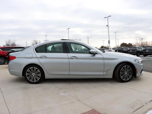 2017 BMW 530 i xDrive
