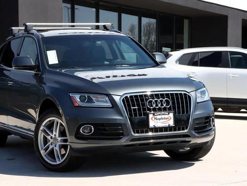 Daytona Gray Pearl Effect 2016 Audi Q5 2.0T Premium Plus