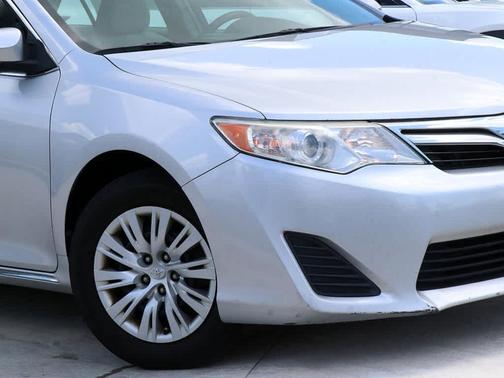 2013 Toyota Camry LE