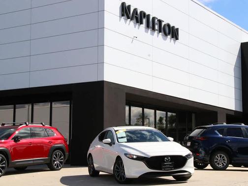 2022 Mazda Mazda3 FWD w/Preferred Package