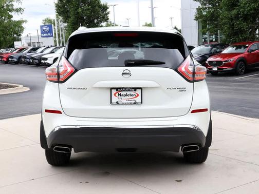White 2017 Nissan Murano Platinum