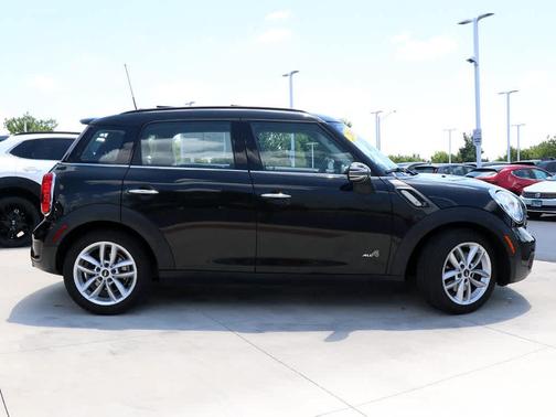 2011 MINI Cooper S Countryman Base