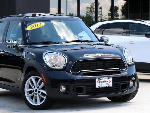 2011 MINI Cooper S Countryman Base