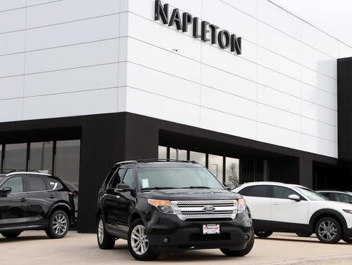 Tuxedo Black Metallic 2015 Ford Explorer XLT