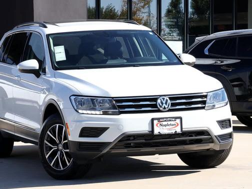 Pure White 2020 Volkswagen Tiguan 2.0T SE