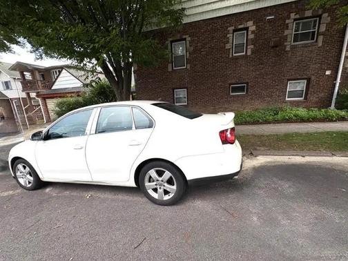 White 2008 Volkswagen Jetta SE
