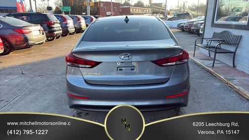 2018 Hyundai ELANTRA SEL