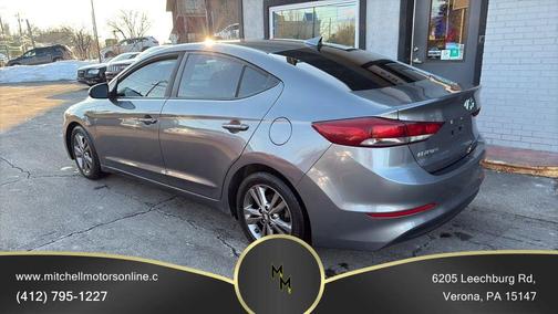 2018 Hyundai ELANTRA SEL