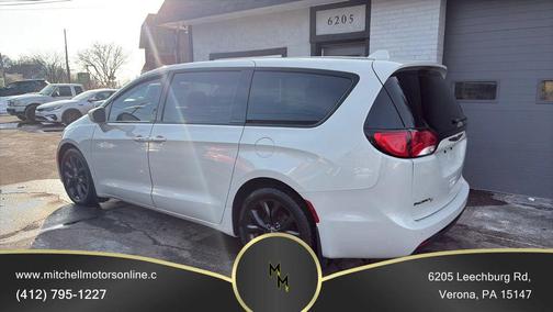 2019 Chrysler Pacifica Touring Plus