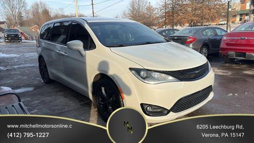 2019 Chrysler Pacifica Touring Plus