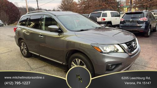 2019 Nissan Pathfinder SL Sport Utility 4D