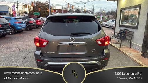 2019 Nissan Pathfinder SL Sport Utility 4D