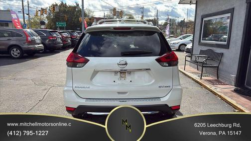 2017 Nissan Rogue SV