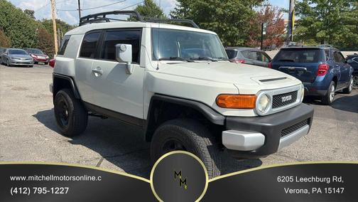 2010 Toyota FJ Cruiser Base