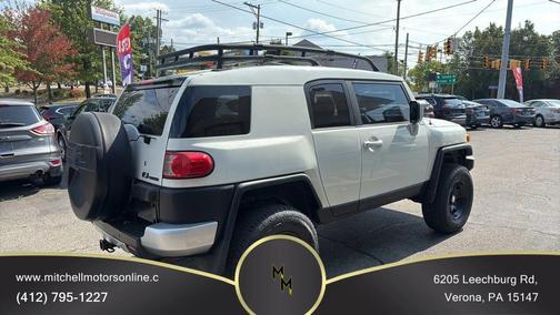 2010 Toyota FJ Cruiser Base