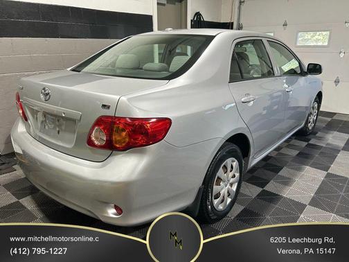 2010 Toyota Corolla LE