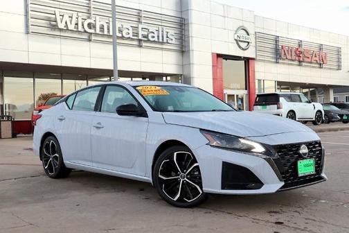 2024 Nissan Altima 2.5 SR