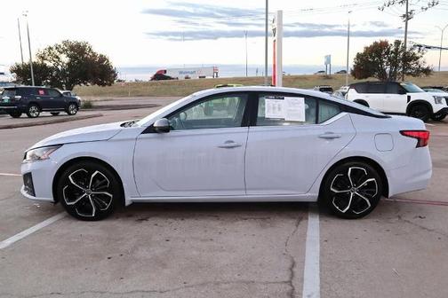 2024 Nissan Altima 2.5 SR