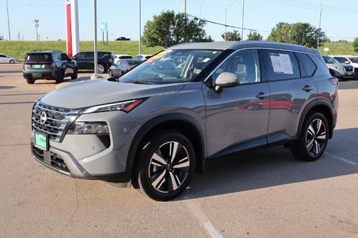 2024 Nissan Rogue SL