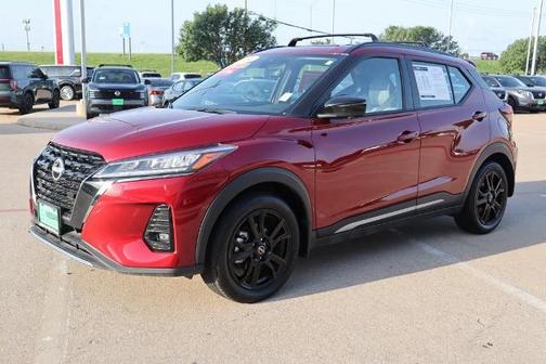 2024 Nissan Kicks SR