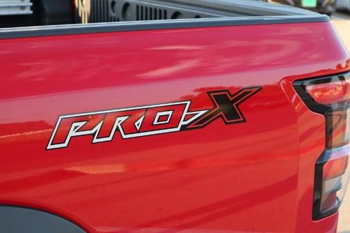 2022 Nissan Frontier PRO-X