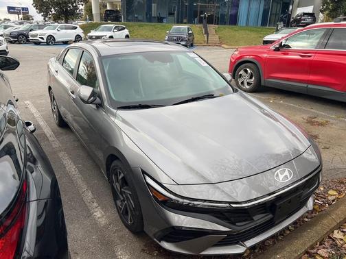 2024 Hyundai ELANTRA HEV Limited