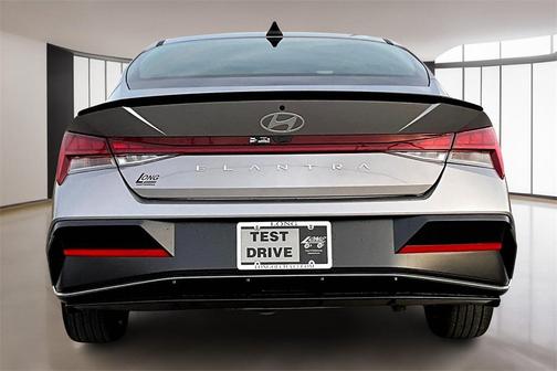2026 Hyundai ELANTRA SEL