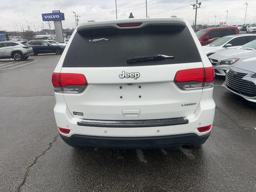 2018 Jeep Grand Cherokee Laredo E